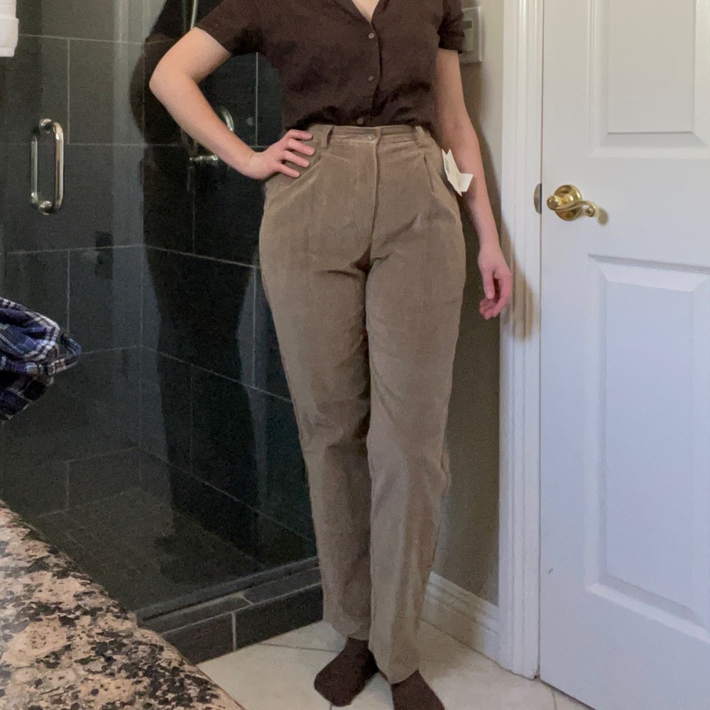 Liz Claiborne Lizsport Size 4 Mountain Hideaway Pleated Corduroy Trousers NWT